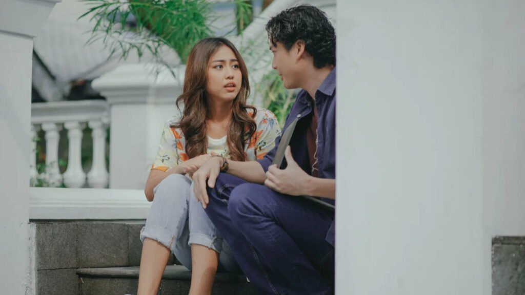 Losmen Bu Broto: The Series Review-Still 3