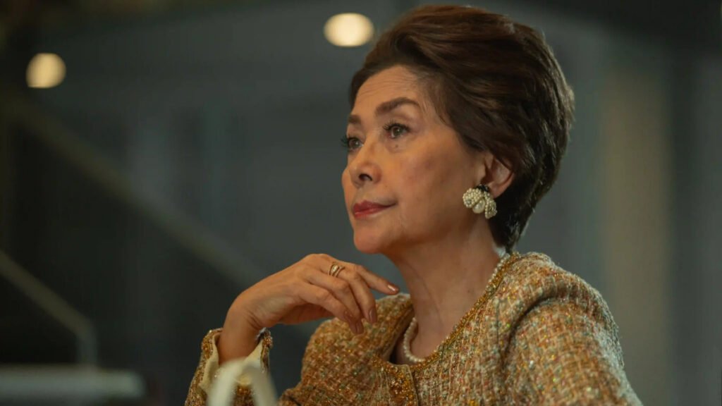 A Normal Woman Review Still 3
