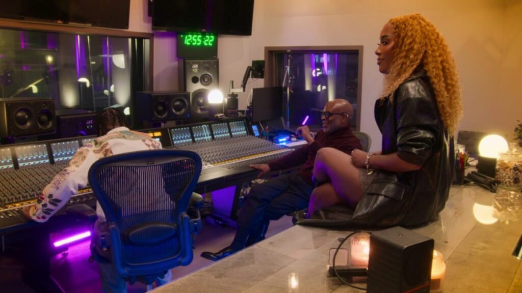 Hitmakers Review Still 4