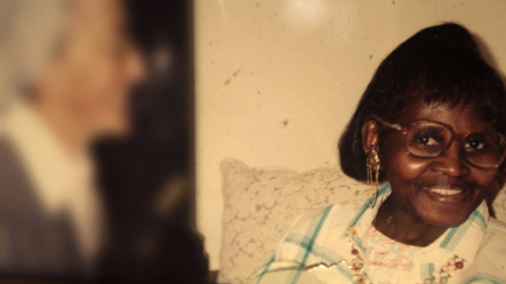 Abandoned: The Woman in the Decaying House Review Still 1