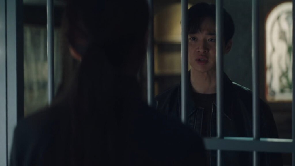 Queen Mantis Episode 1-2 Review Still 5