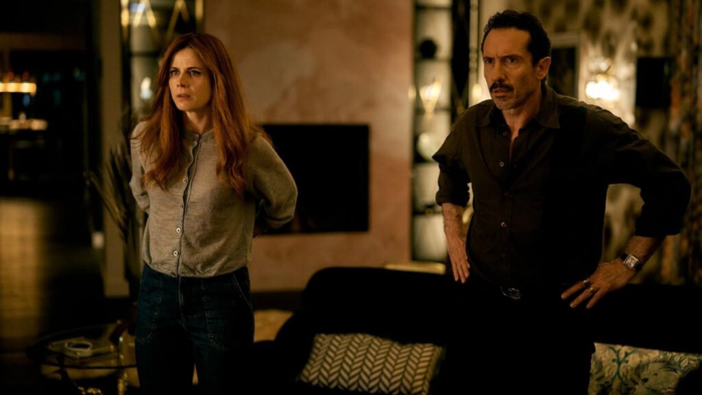 Amsterdam Empire Review Still 2