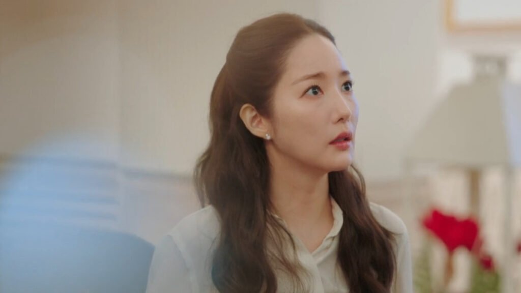 Confidence Queen Episode 12 Still 1