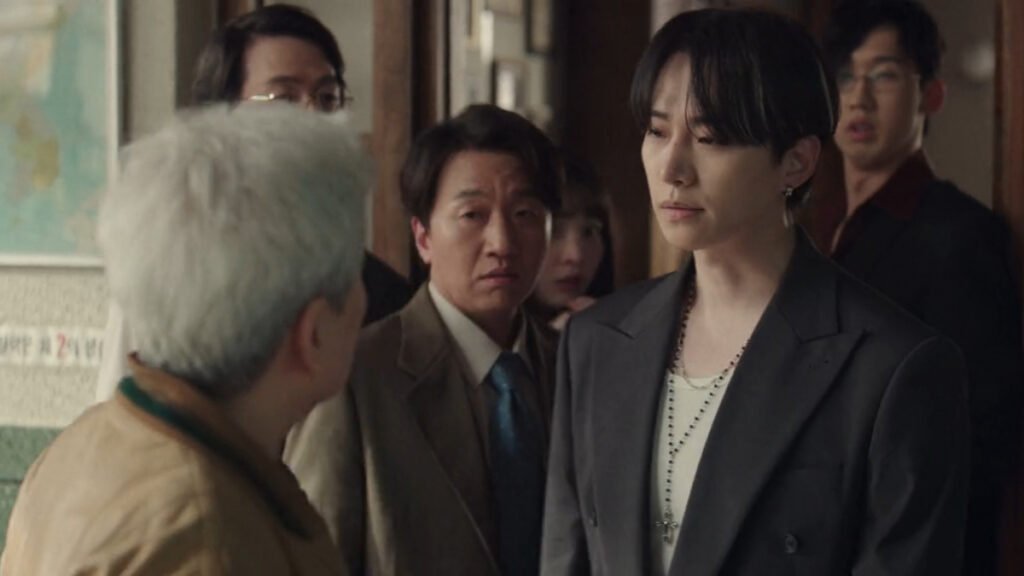 Typhoon Family Episode 2 Still 5