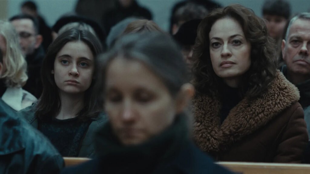 Heweliusz Review Still 1