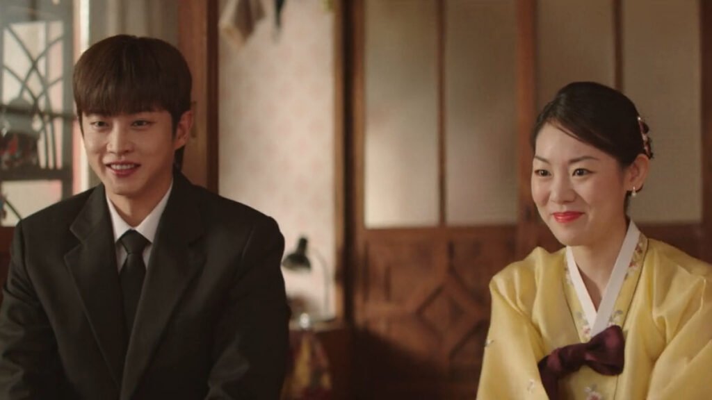 Typhoon Family Episode 16 Still 6