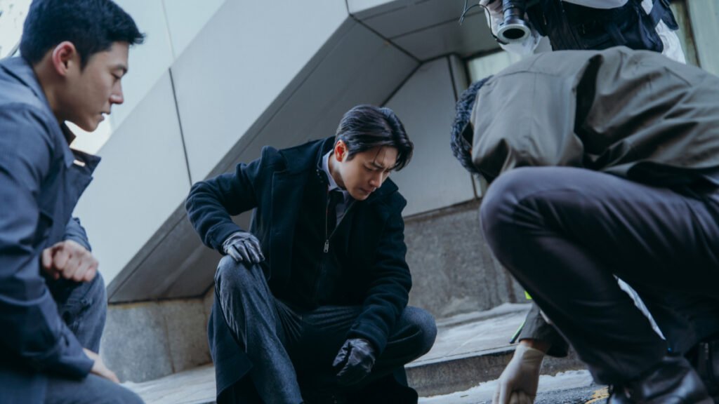 The Art of Sarah Review Still 2