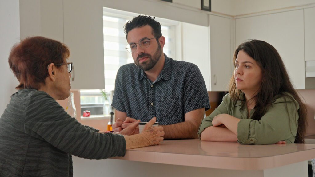 The Plastic Detox Review Still 1