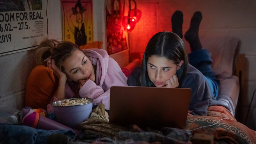 Netflix Roommates Review Still 1