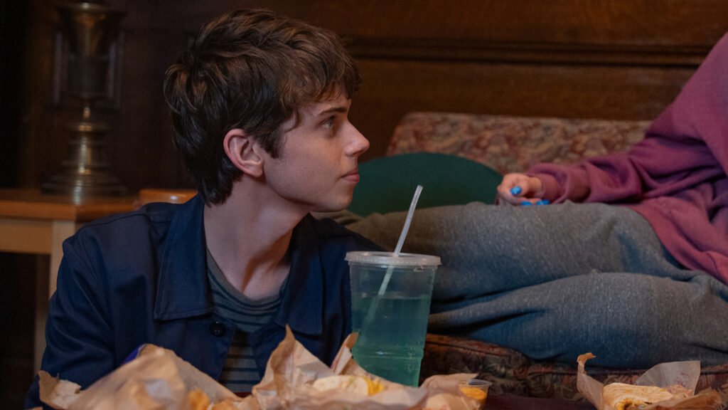 Netflix Roommates Review Still 4