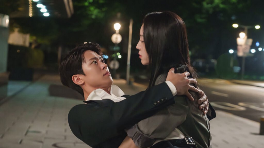 Filing for Love Episode 1 Still 2