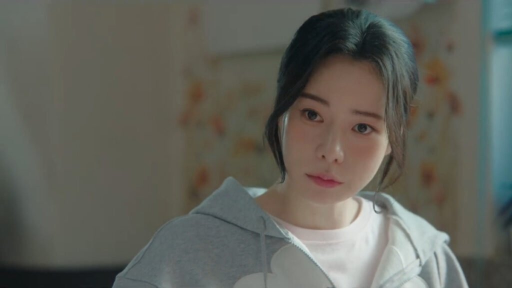 My Royal Nemesis Episode 2 Still 4