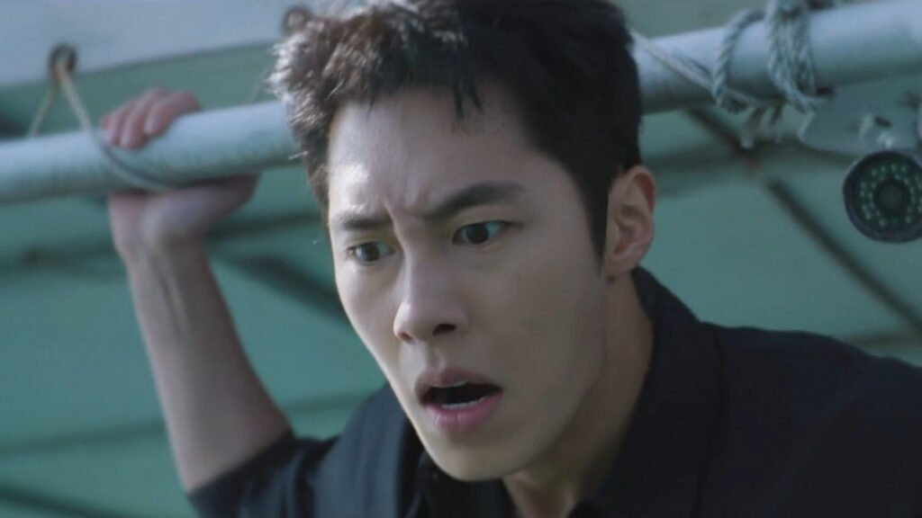 Doctor on the Edge Episode 1 Still 1