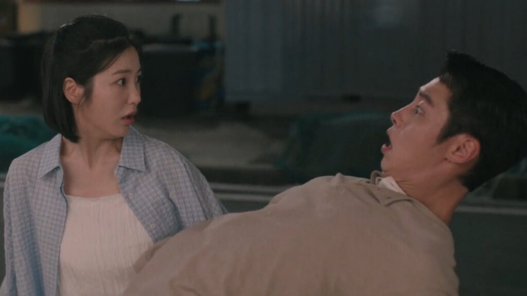 Doctor on the Edge Episode 2 Still 5