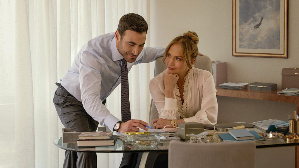Office Romance Review Still 3