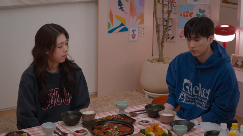 Better Late Than Single Season 2 Episode 7 Still 1