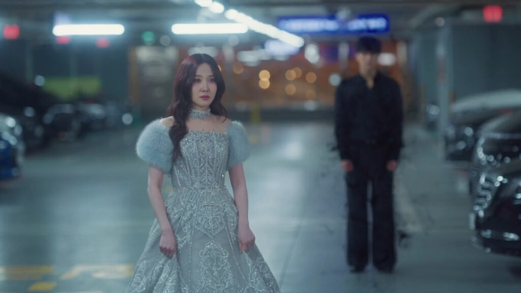 Spooky in Love Episode 1 Still 1