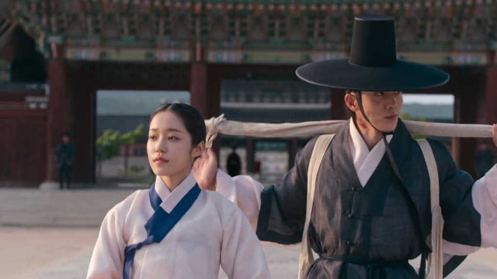 The East Palace Episode 8 Still 9