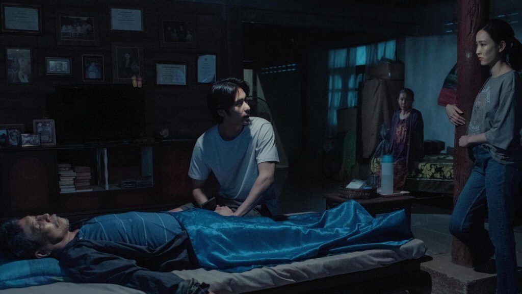 Delusion Review Still 3