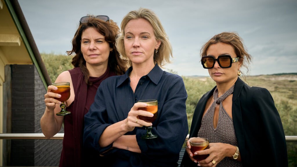The Perfect Lie Review Still 3
