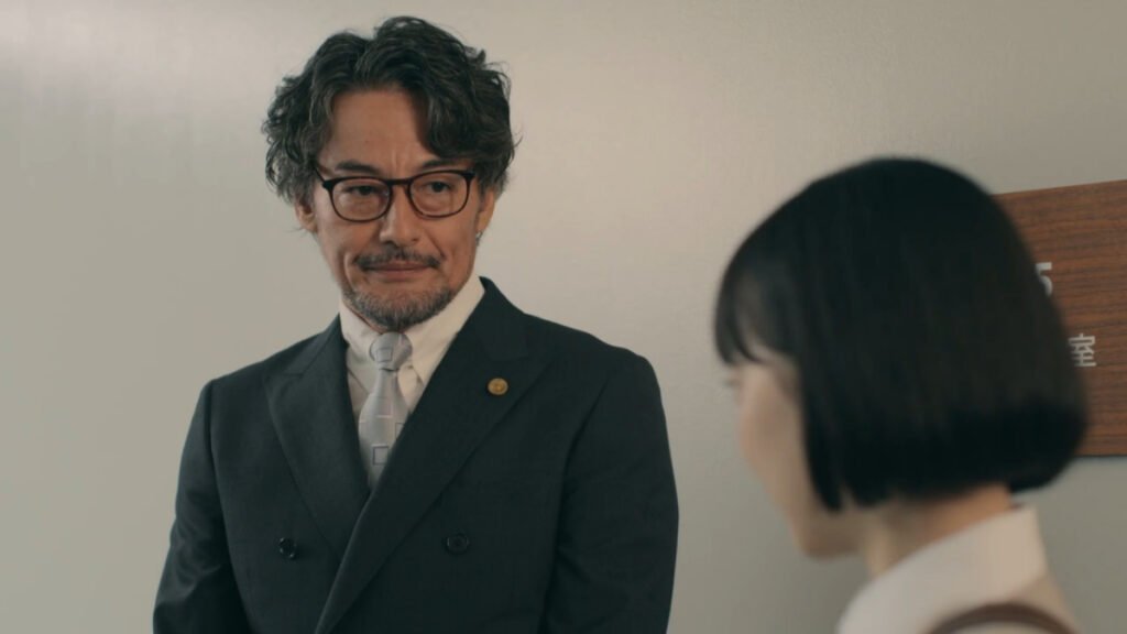 Extraordinary Attorney Minami Review Still 2