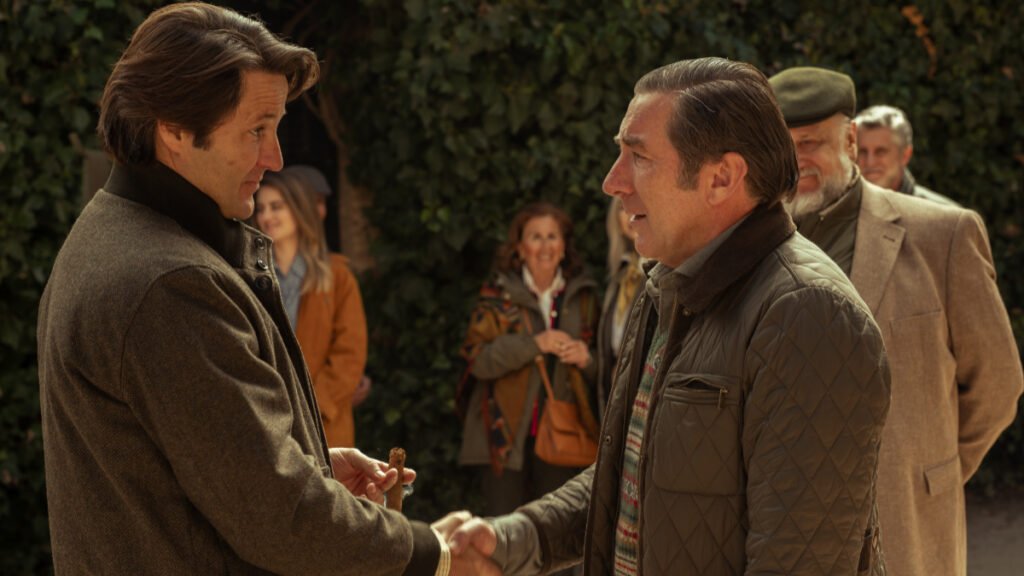 Fading Grandeur Review Still 2