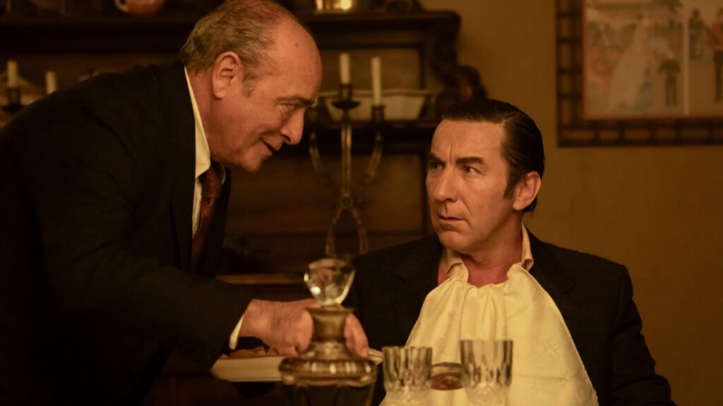 Fading Grandeur Review Still 4