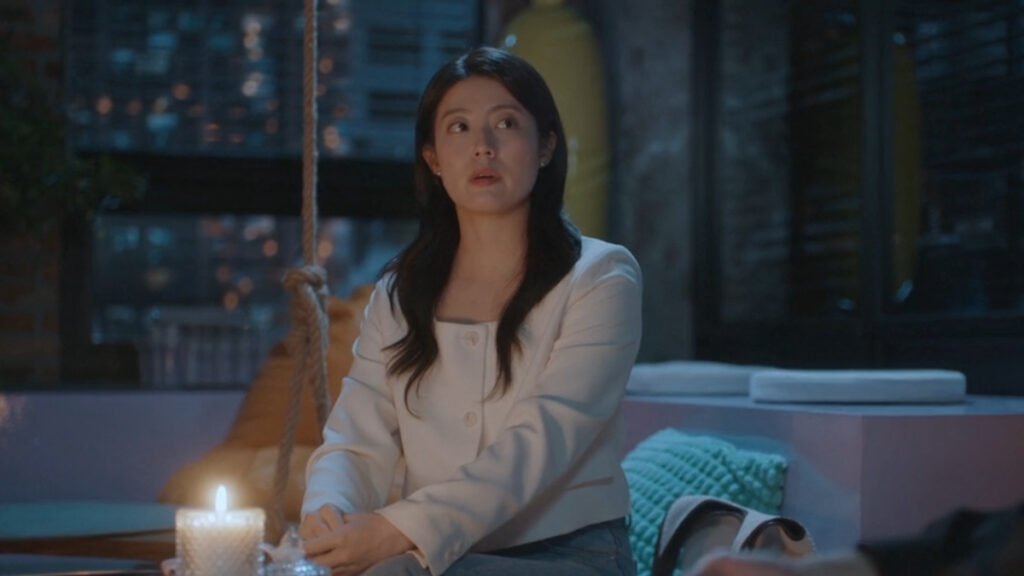 Make Me Tingle Episode 4 Still 7