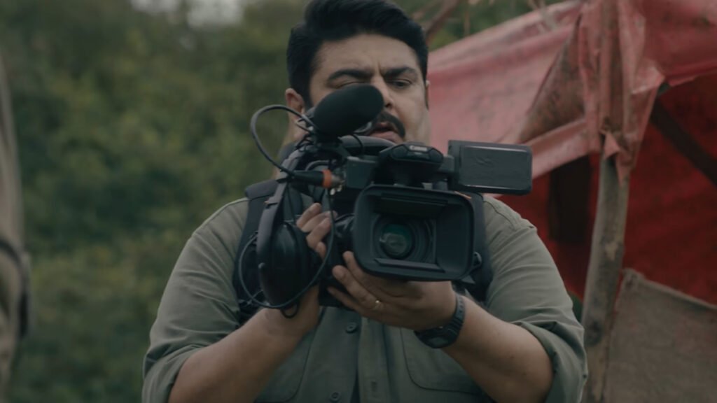 Reporting Live Review Still 2